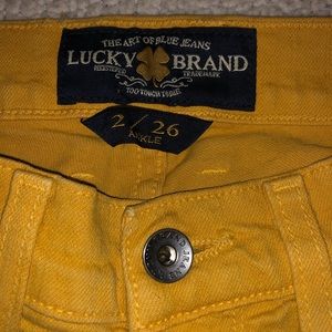 LUCKY BRAND size 26 Charlie Skinny jeans